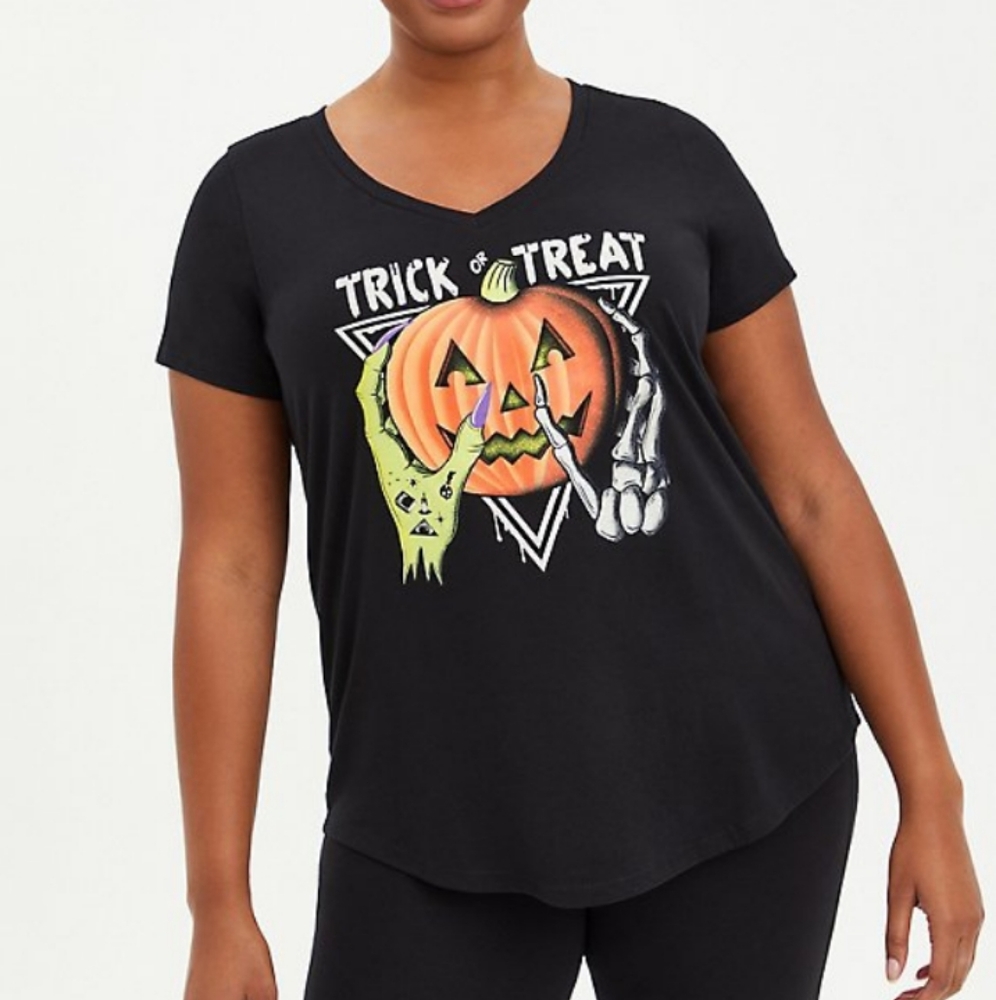 Torrid Halloween top size 2